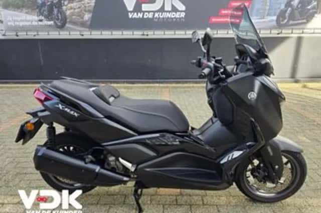 Yamaha Xmax 300 Tech MAX (2024) thumbnail 1