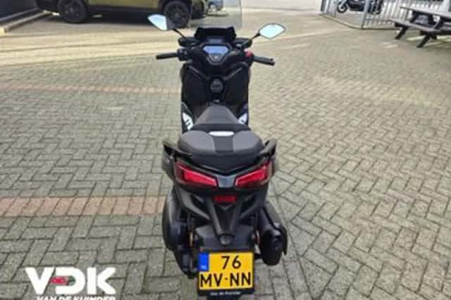 Yamaha Xmax 300 Tech MAX (2024) thumbnail 5