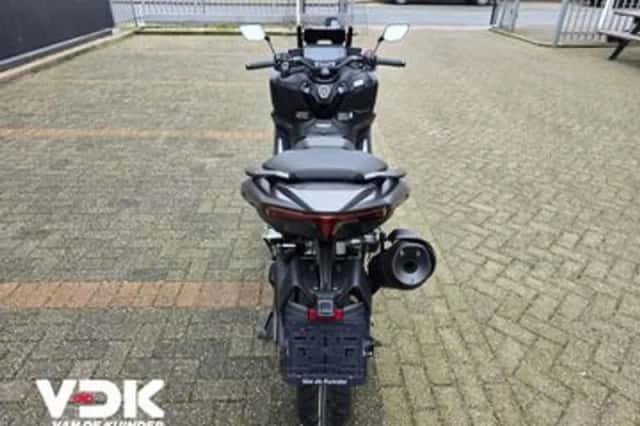 Yamaha T MAX (2026) thumbnail 5