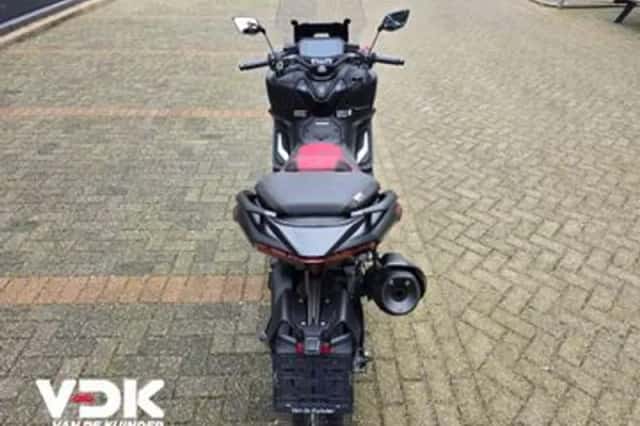 Yamaha Tmax 25TH Anniversary (2026) thumbnail 5