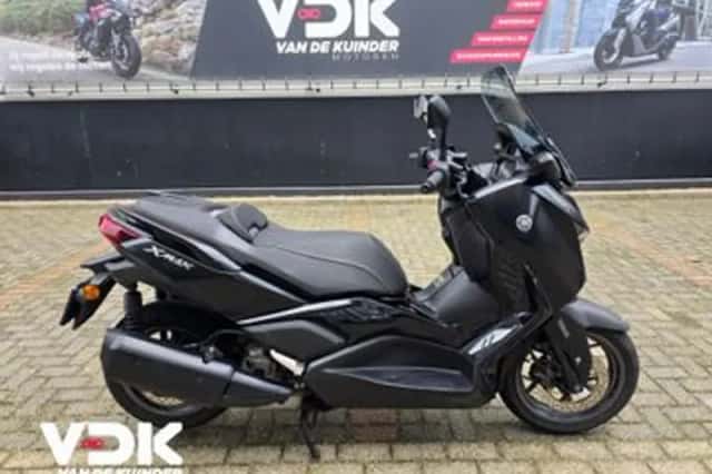 Yamaha CZD300D-A (2024) thumbnail 1
