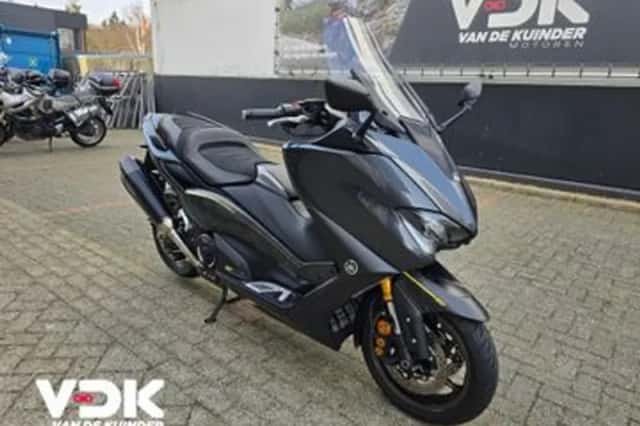 Yamaha Tmax Tech MAX (2021) thumbnail 2