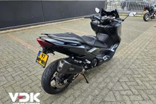 Yamaha Tmax Tech MAX (2021) thumbnail 4