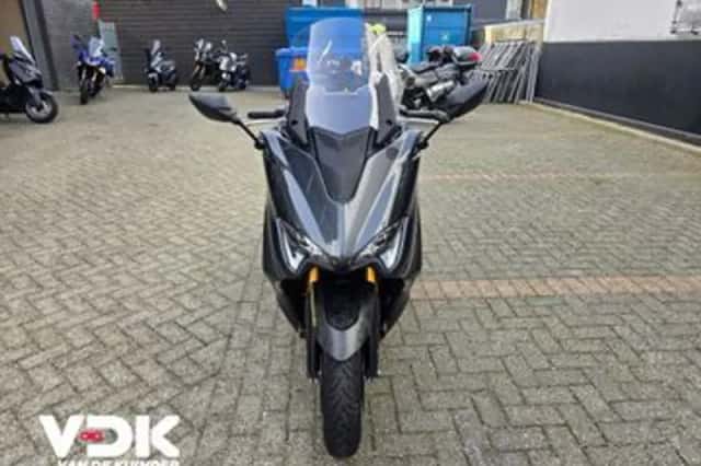 Yamaha Tmax Tech MAX (2021) thumbnail 6