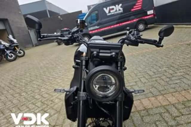 Yamaha XSR900 (2026) thumbnail 6