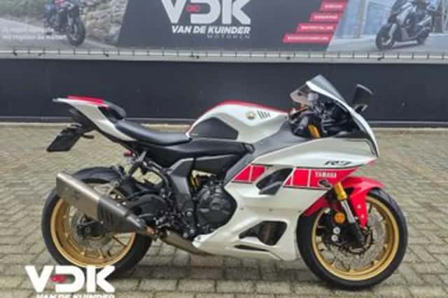 Yamaha YZF-R7 (2022) thumbnail 1