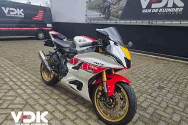 Yamaha YZF-R7 (2022) thumbnail 2
