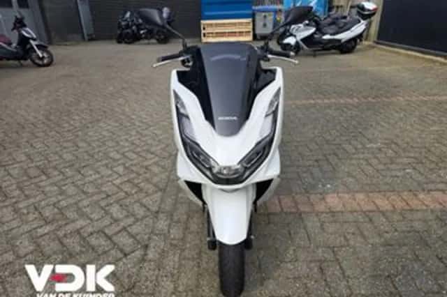 Honda WW125A (2022) thumbnail 6