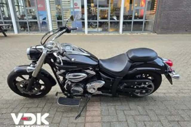 Yamaha XVS 950A Midnight Star (2013) thumbnail 3