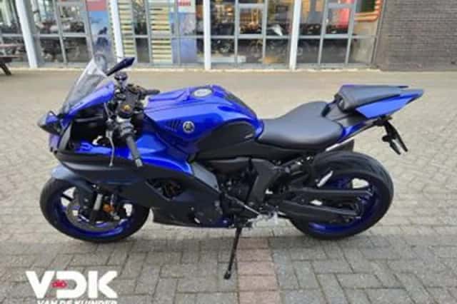Yamaha YZF-R7 (2024) thumbnail 3