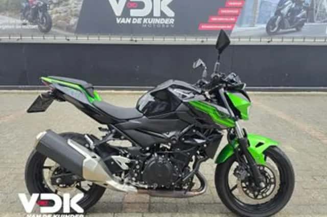 Kawasaki Z400 (2020) thumbnail 1