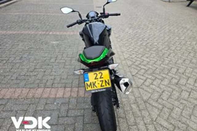 Kawasaki Z400 (2020) thumbnail 5
