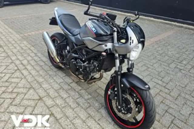 Suzuki SV 650X (2020) thumbnail 2