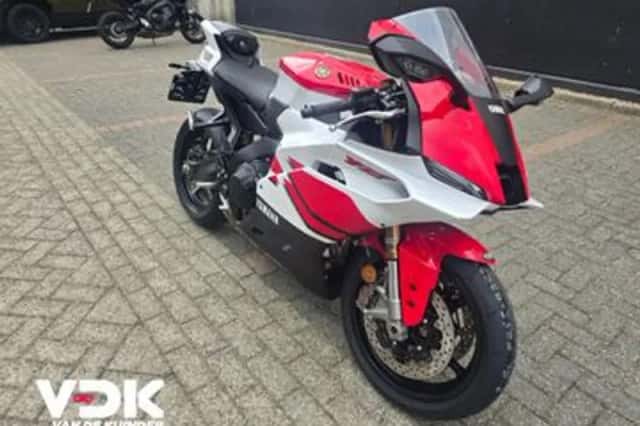 Yamaha YZF-R9 (2026) thumbnail 2