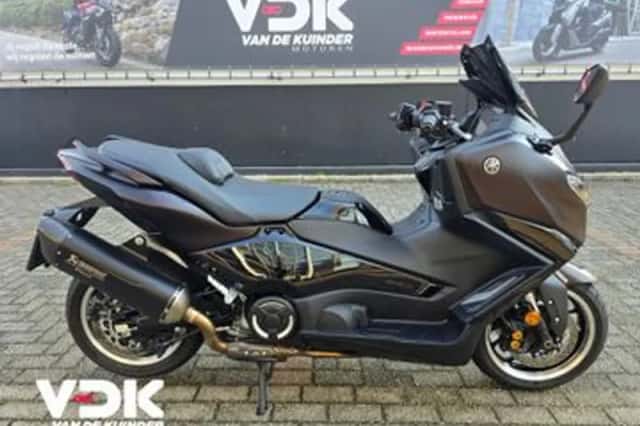 Yamaha T MAX (2025) thumbnail 1
