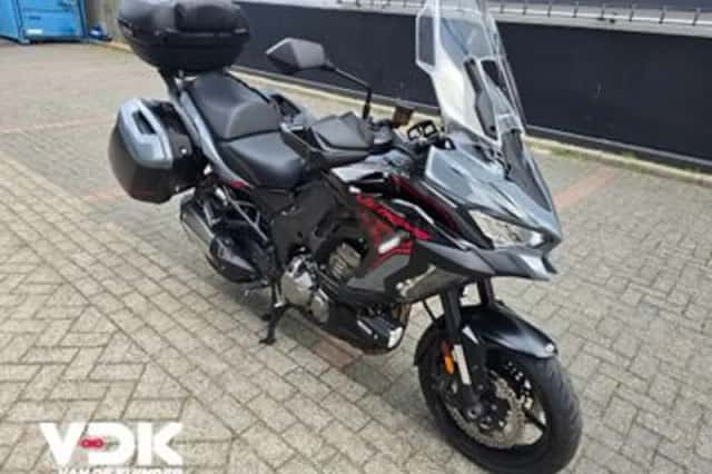 Kawasaki Versys 1000 S (2021) thumbnail 2