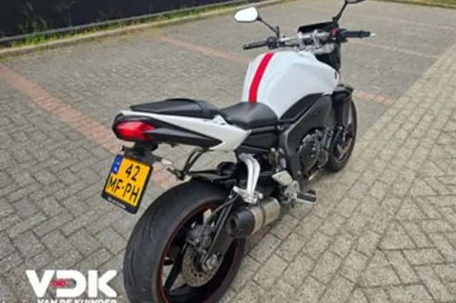 Yamaha FZ1 (2009) thumbnail 4