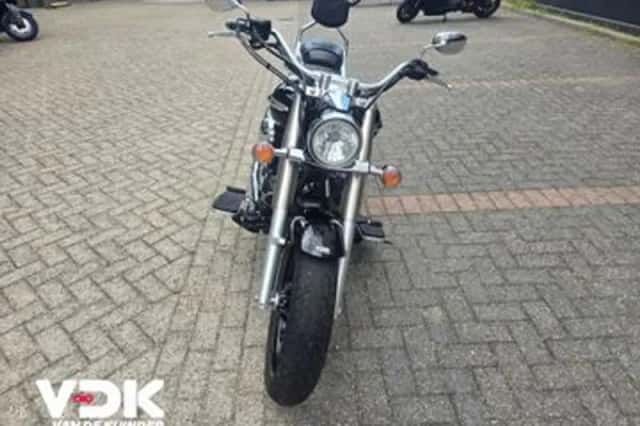 Yamaha XVS 950A Midnight Star (2009) thumbnail 6
