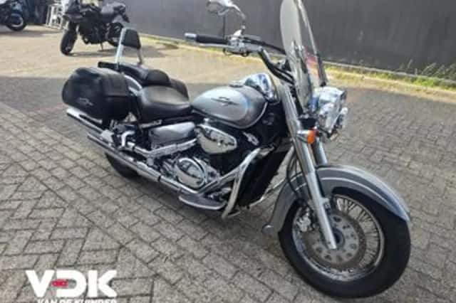 Suzuki Intruder C 800 (2006) thumbnail 2