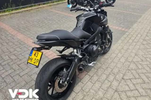 Yamaha MT-09 (2018) thumbnail 4