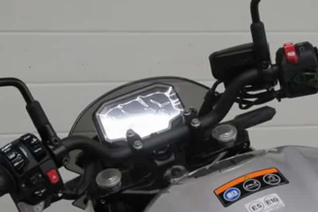 Kawasaki Z7 Hybrid (2026) thumbnail 6