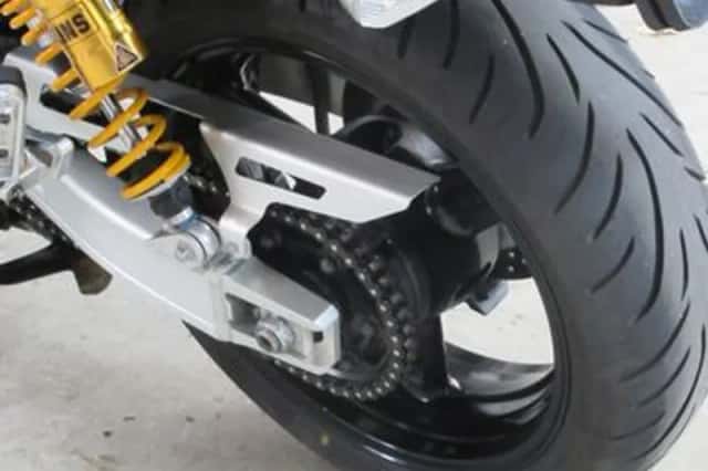 Yamaha XJR 1300 (2009) thumbnail 5