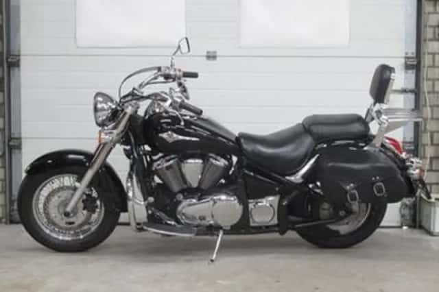 Kawasaki VN 900 (2008) thumbnail 3