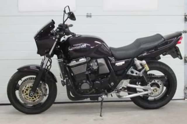 Kawasaki ZRX 1100 (1998) thumbnail 3