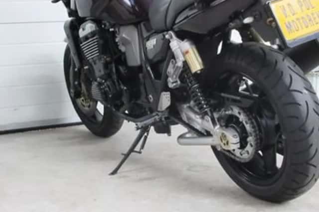 Kawasaki ZRX 1100 (1998) thumbnail 5