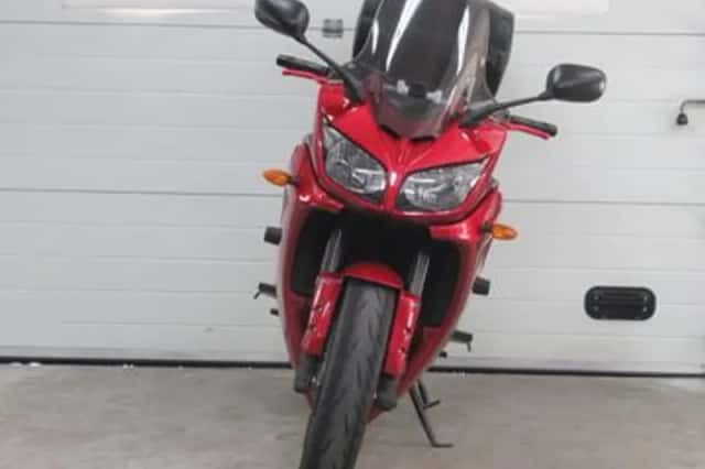Yamaha FZ 1 Fazer (2010) thumbnail 2