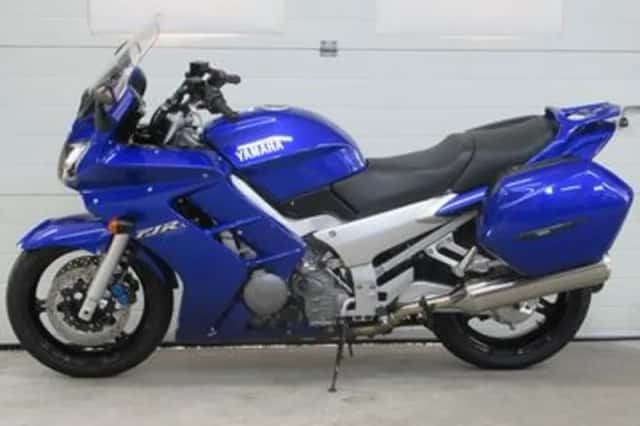 Yamaha FJR1300 (2002) thumbnail 3