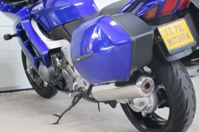 Yamaha FJR1300 (2002) thumbnail 5