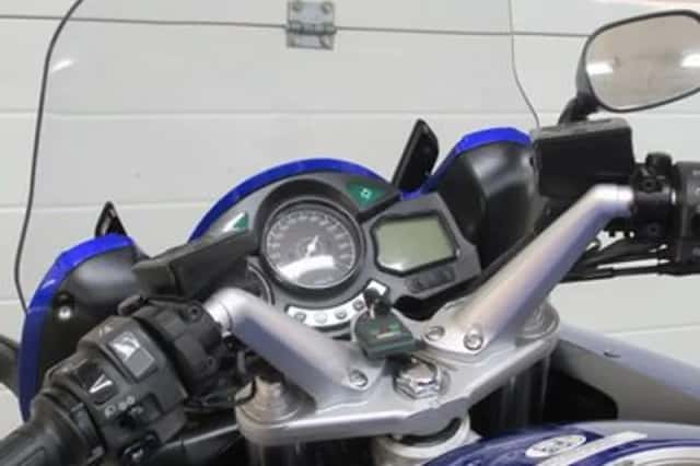 Yamaha FJR1300 (2002) thumbnail 6