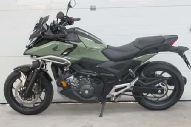 Honda NC750X (2025) thumbnail 3
