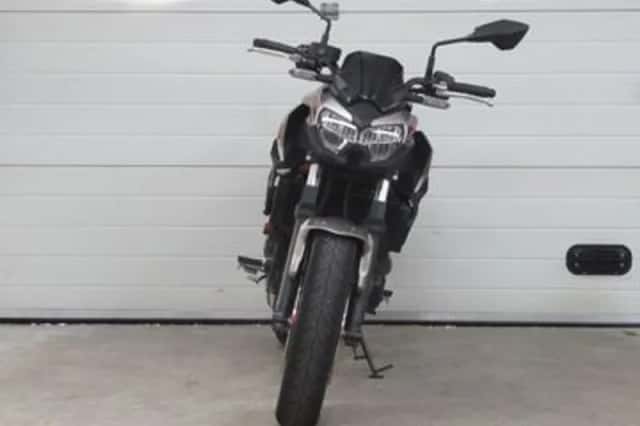 Kawasaki Z650 (2023) thumbnail 2