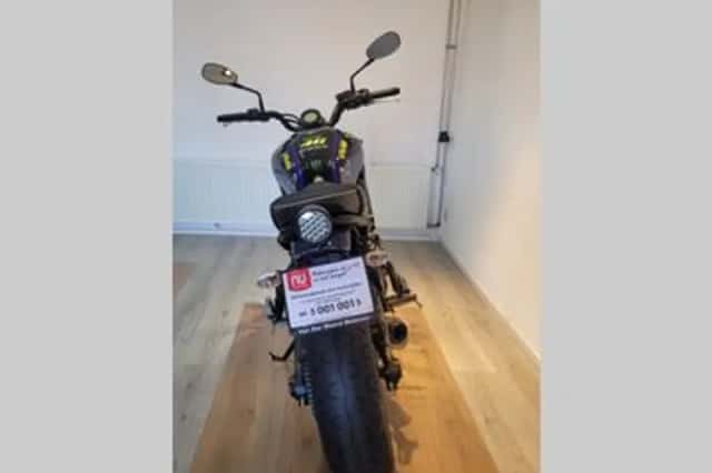 Yamaha XSR700 (2016) thumbnail 4