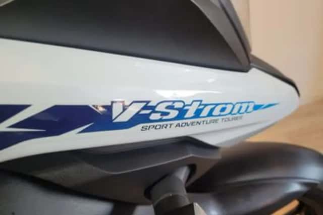 Suzuki V-Strom (2021) thumbnail 5