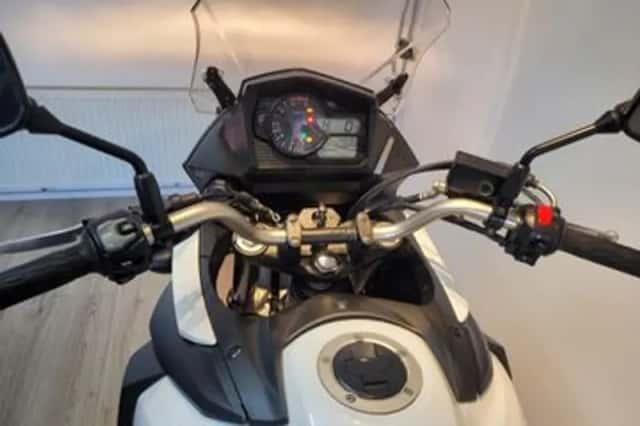 Suzuki V-Strom (2021) thumbnail 6