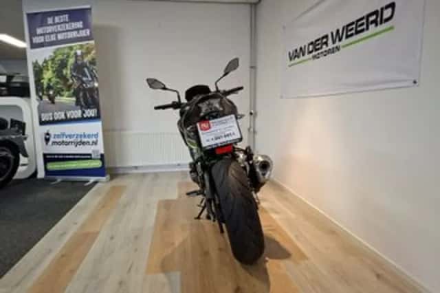 Kawasaki Z900 (2019) thumbnail 6