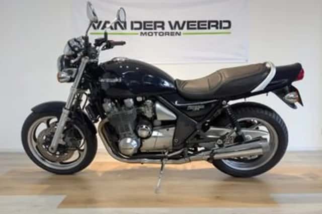 Kawasaki Zephyr 1100 (1993) thumbnail 2