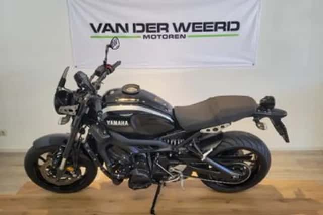 Yamaha XSR900 (2016) thumbnail 2