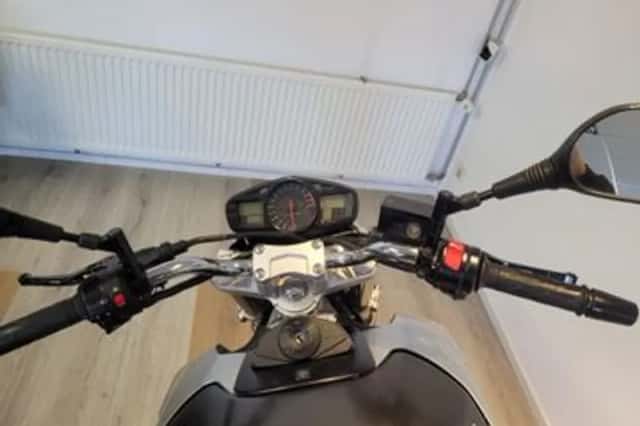 Suzuki GSR600 (2007) thumbnail 6