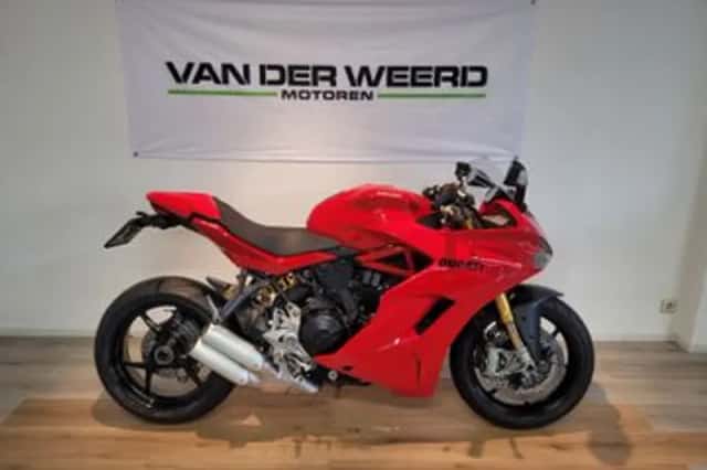 Ducati Supersport S (2017) thumbnail 1