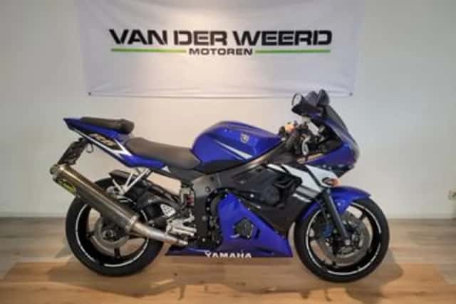 Yamaha YZF-R6 (2003) thumbnail 1
