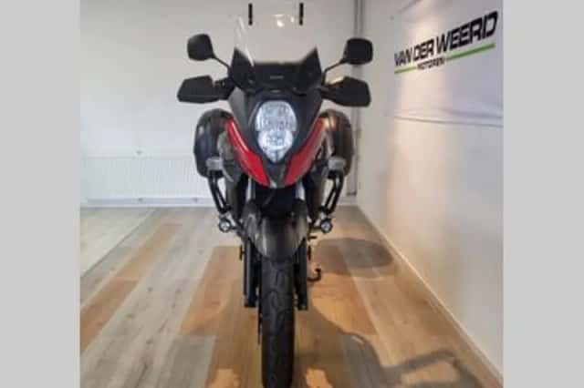 Suzuki V-Strom (2021) thumbnail 3