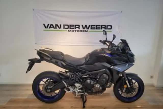 Yamaha Tracer 900 (2018) thumbnail 1