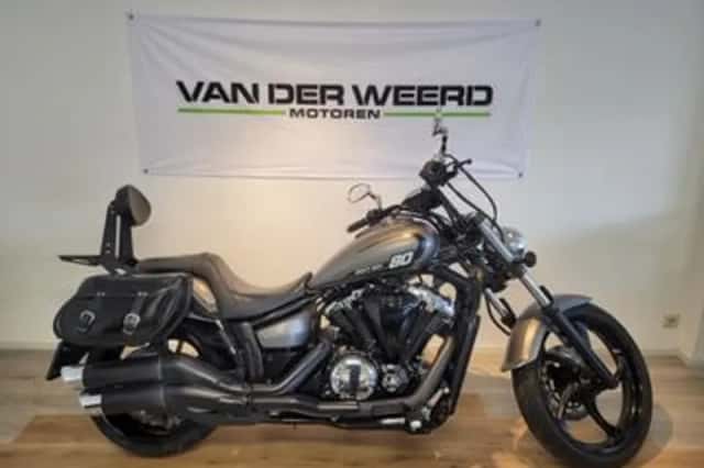 Yamaha XVS1300 Custom (2016) thumbnail 1