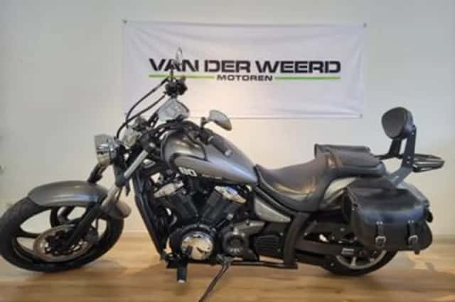 Yamaha XVS1300 Custom (2016) thumbnail 2