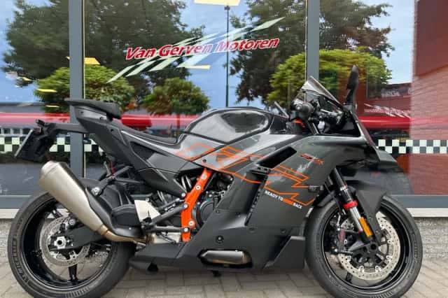 KTM 990 Zo goed als KTM 990 RC R. motor dus eventueel ook zakelijk te rijden (2026) thumbnail 1