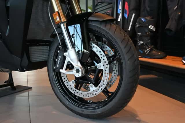 BMW S 1000 XR (2026) thumbnail 4